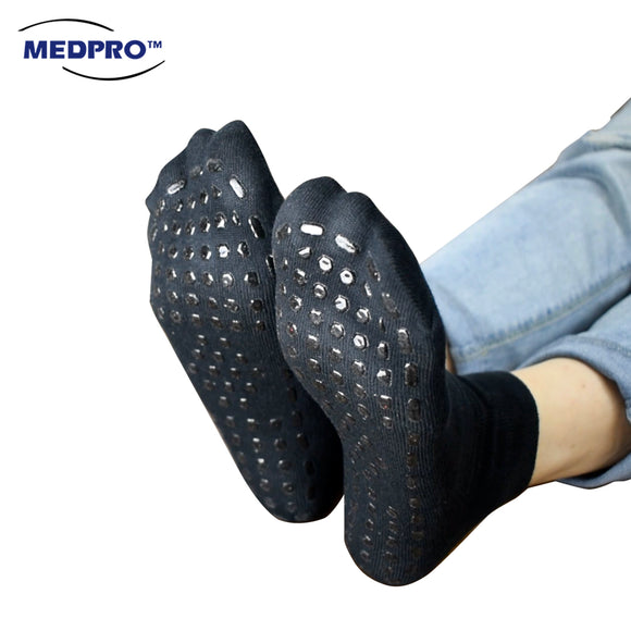 MEDPRO™ Adults Anti-Slip Socks Unisex Quality Cotton – MEDPRO™ Medical Supplies